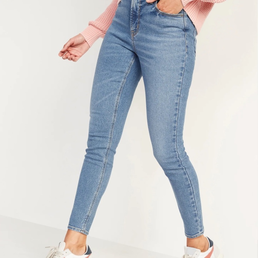 Old Navy Rockstar Jeans (size 10)